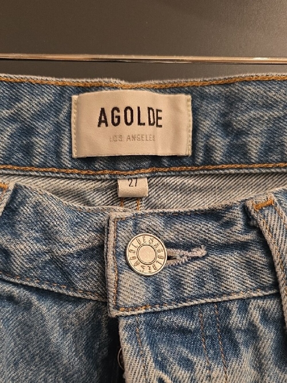 Agolde Light Blue Relaxed Jeans - Women's - Picture 3 of 9